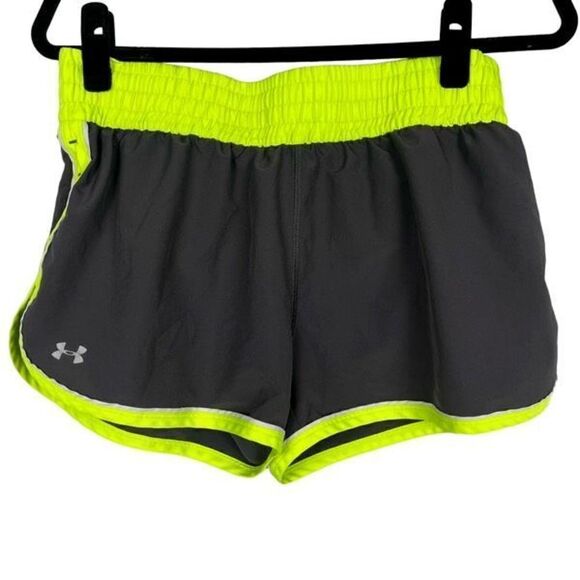 Under Armour Heat Gear Semi-Fitted Neon Short - Women’s M - Picture 1 of 5